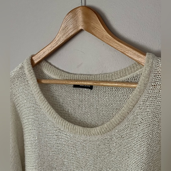 Women’s DKNY Jeans Soft Fine Knit Gold Metallic Thread High Low Dressy Sweater - Picture 2 of 11